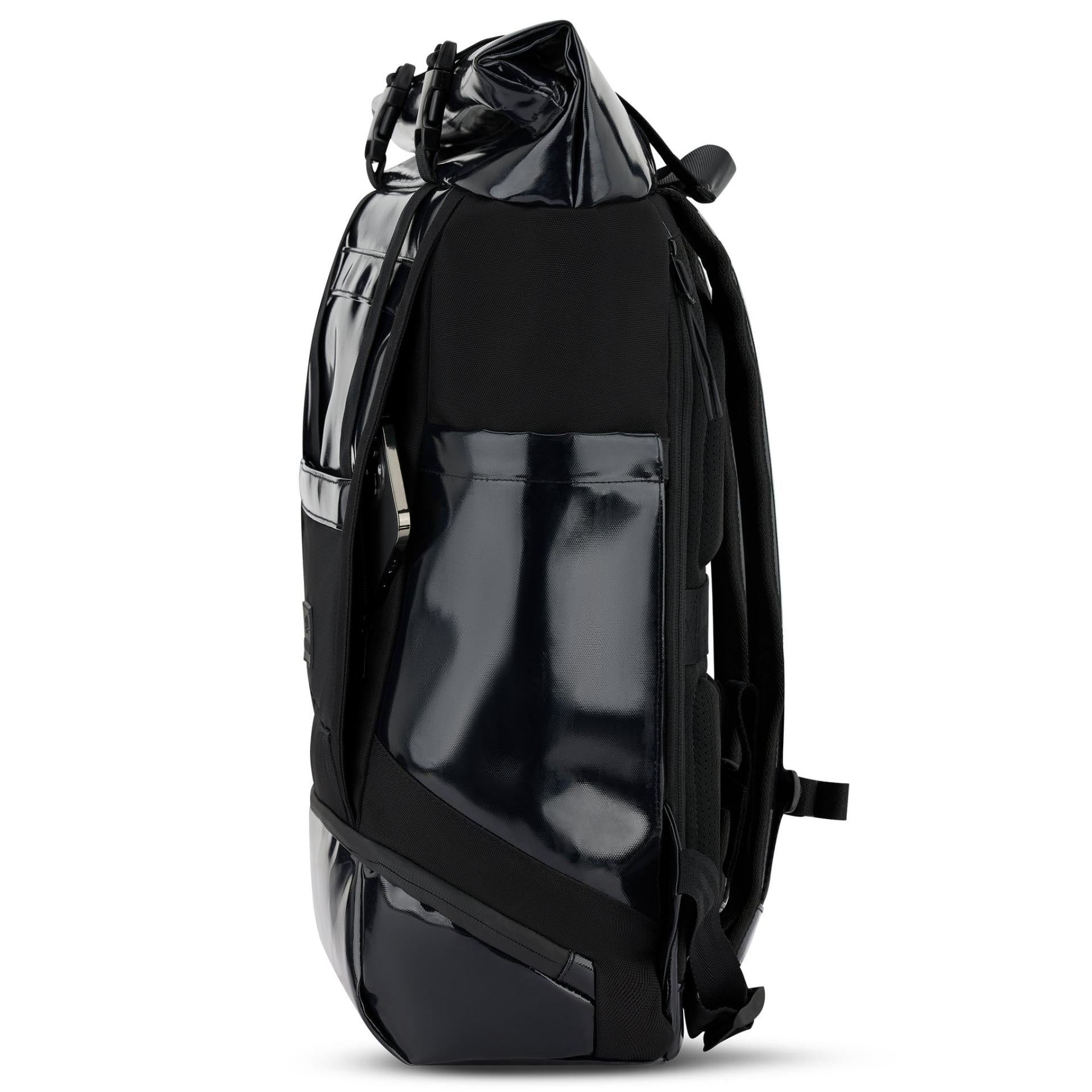  Johnny Urban Ashton Rucksack Schwarz